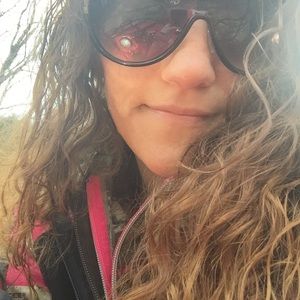 Meet your Posher, Heidi